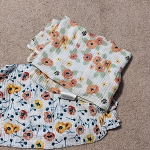 Floral Baby blankets (2 pack)